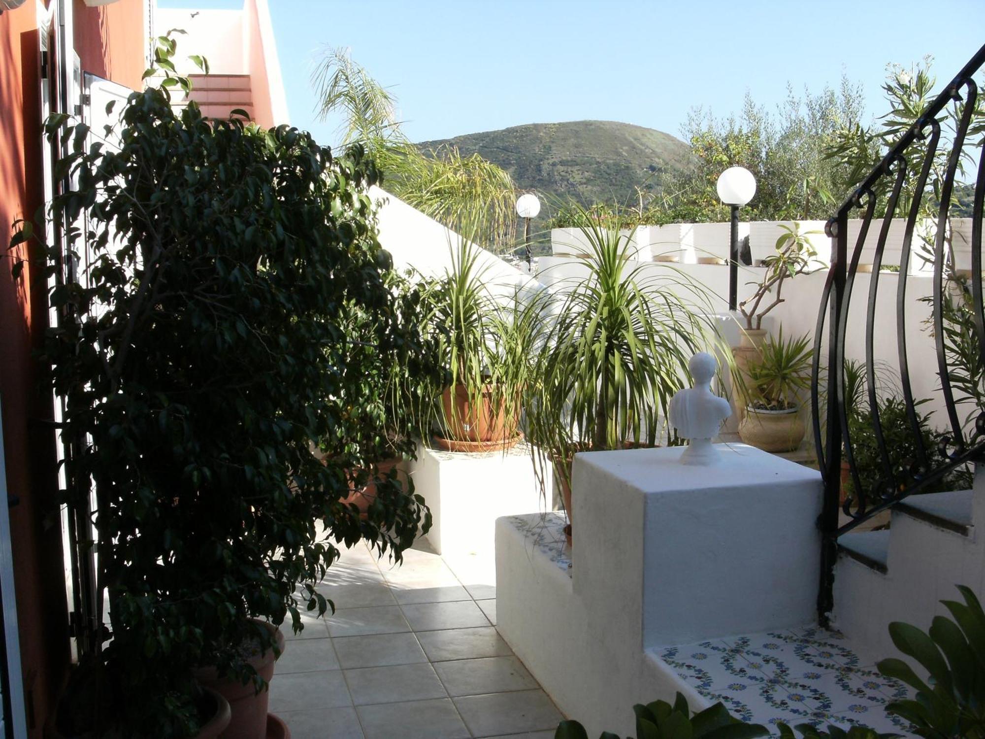 Villa Vista Mare Mela Lipari  Exteriér fotografie