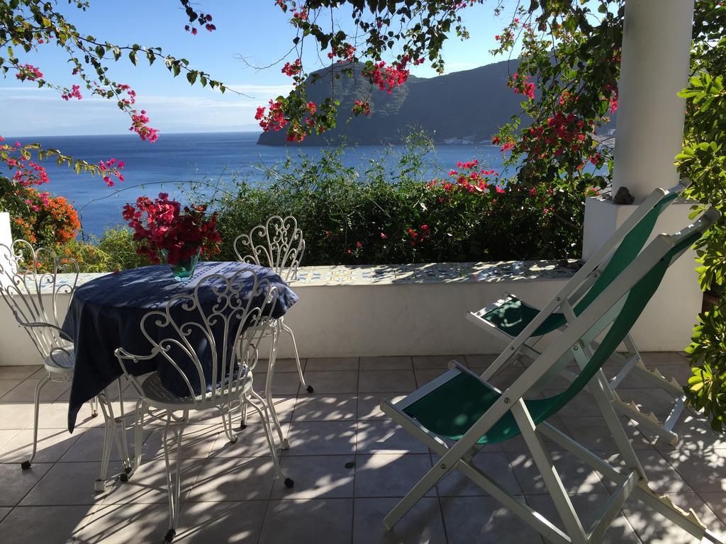 Villa Vista Mare Mela Lipari  Exteriér fotografie