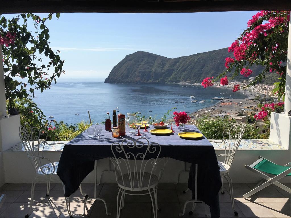 Villa Vista Mare Mela Lipari  Exteriér fotografie