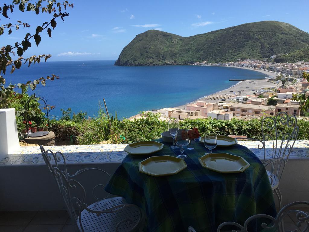 Villa Vista Mare Mela Lipari  Exteriér fotografie