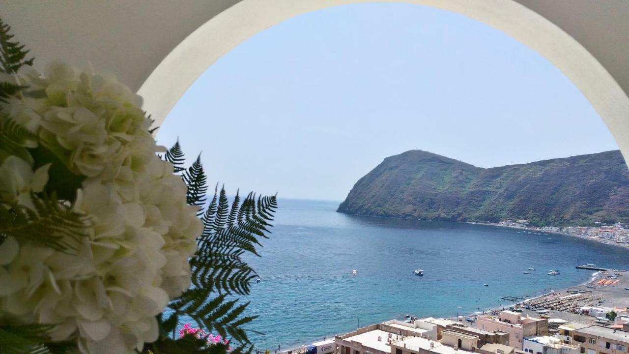 Villa Vista Mare Mela Lipari  Exteriér fotografie