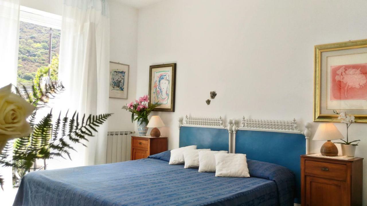 Villa Vista Mare Mela Lipari  Exteriér fotografie