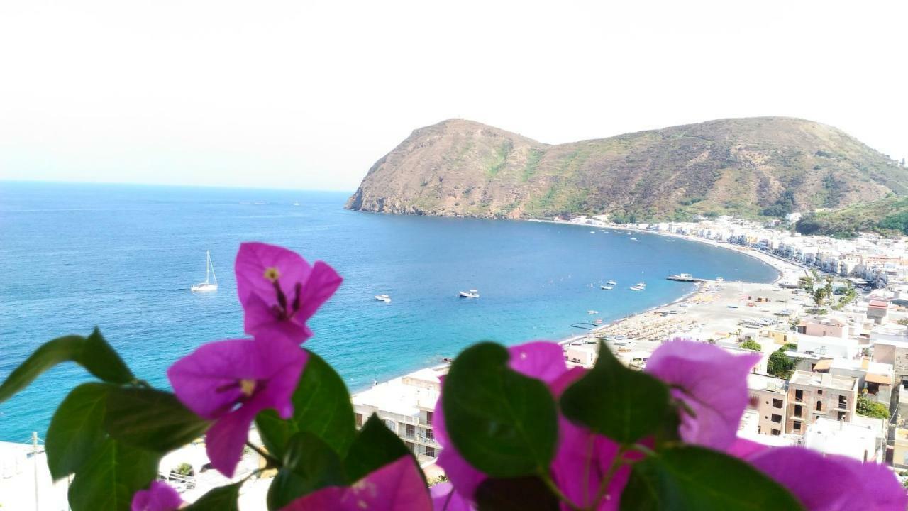 Villa Vista Mare Mela Lipari  Exteriér fotografie