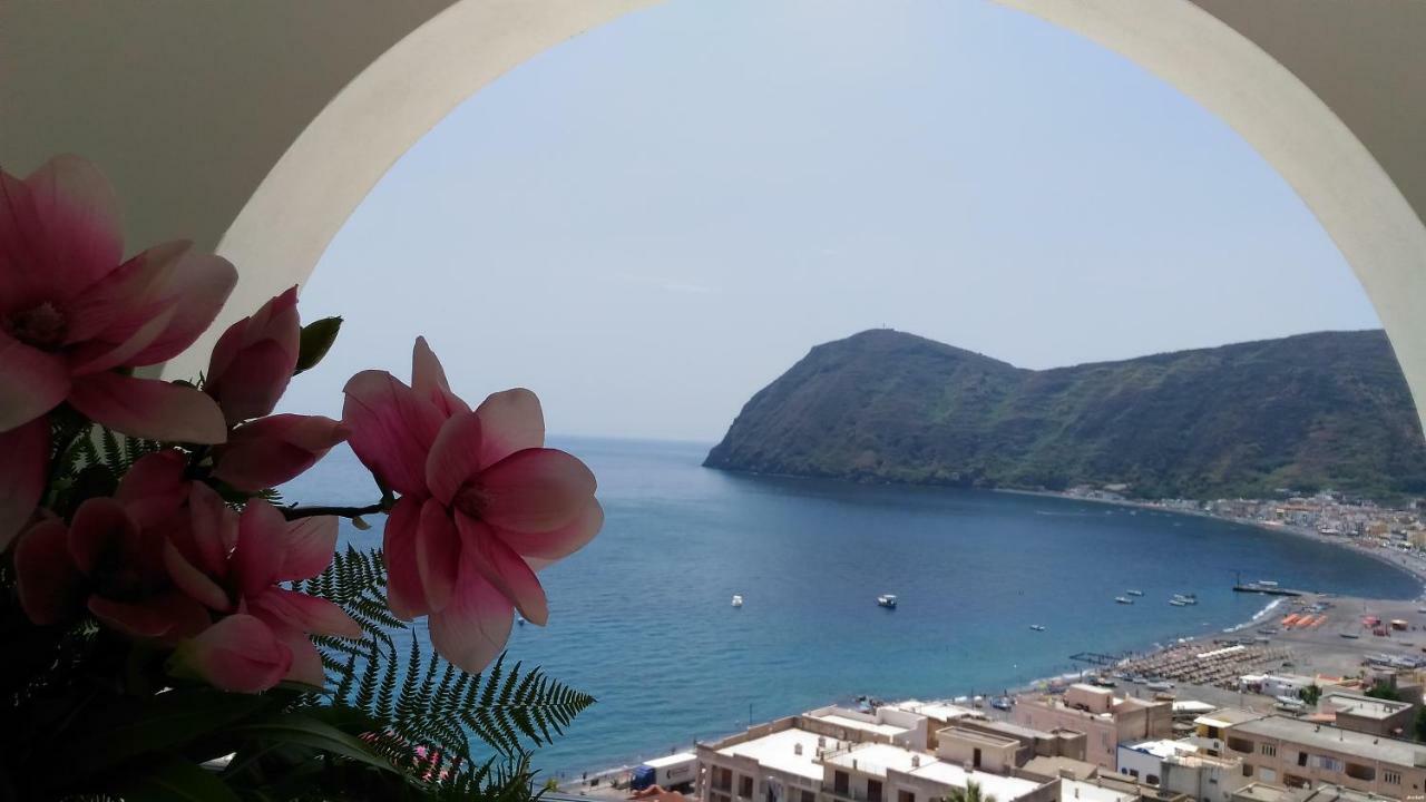 Villa Vista Mare Mela Lipari  Exteriér fotografie