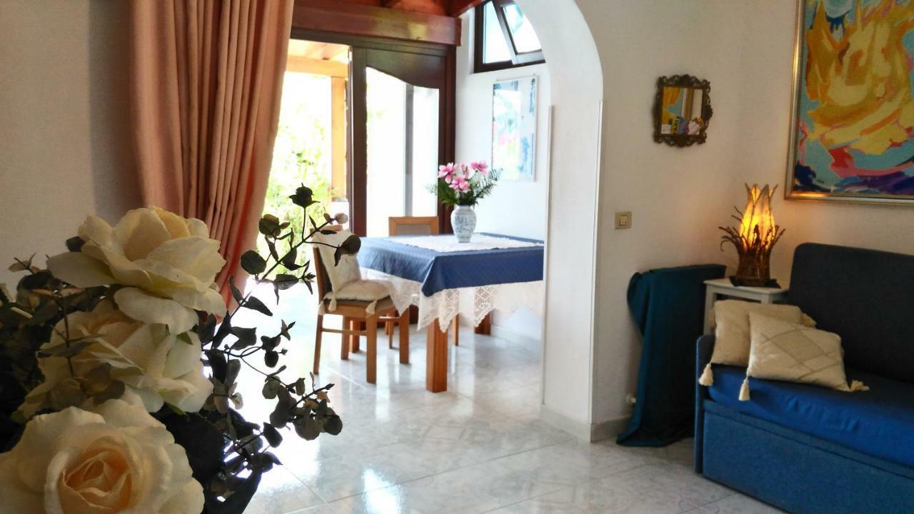 Villa Vista Mare Mela Lipari  Exteriér fotografie