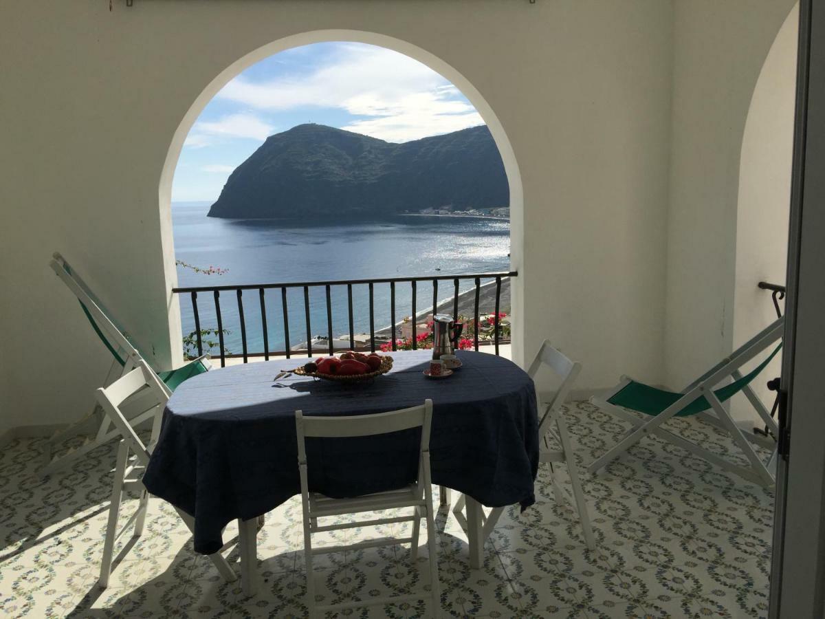 Villa Vista Mare Mela Lipari  Exteriér fotografie